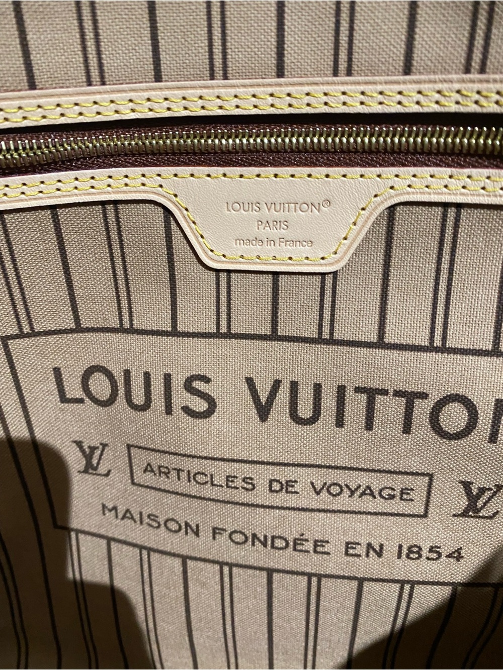 Louis Vuitton Monogram Neverfull Tote in Brown with Beige Trim - Picture 9 of 13